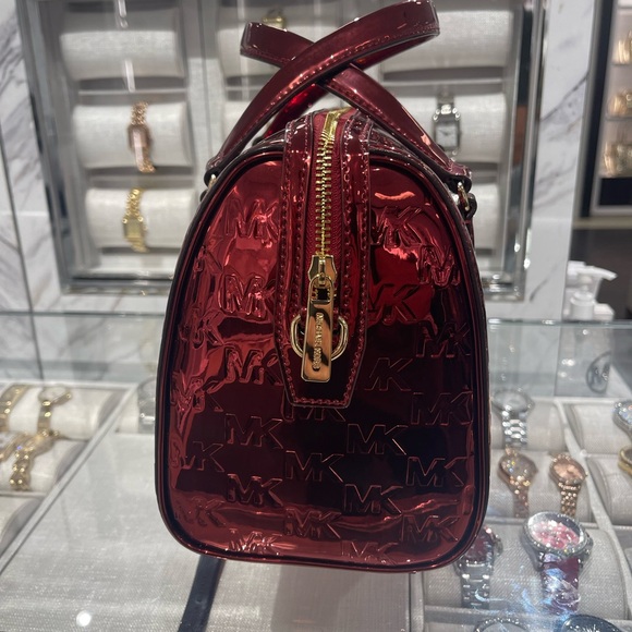 MICHAEL KORS Jet Set Medium Metallic Logo Debossed Satchel
Cherry 
NWT - Picture 3 of 16